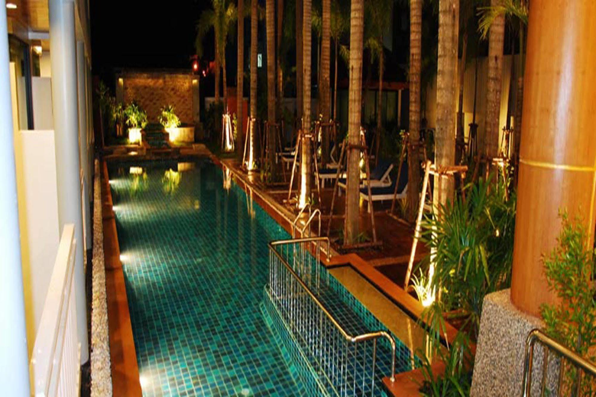 Honey Resort, Kata Beach Екстер'єр фото