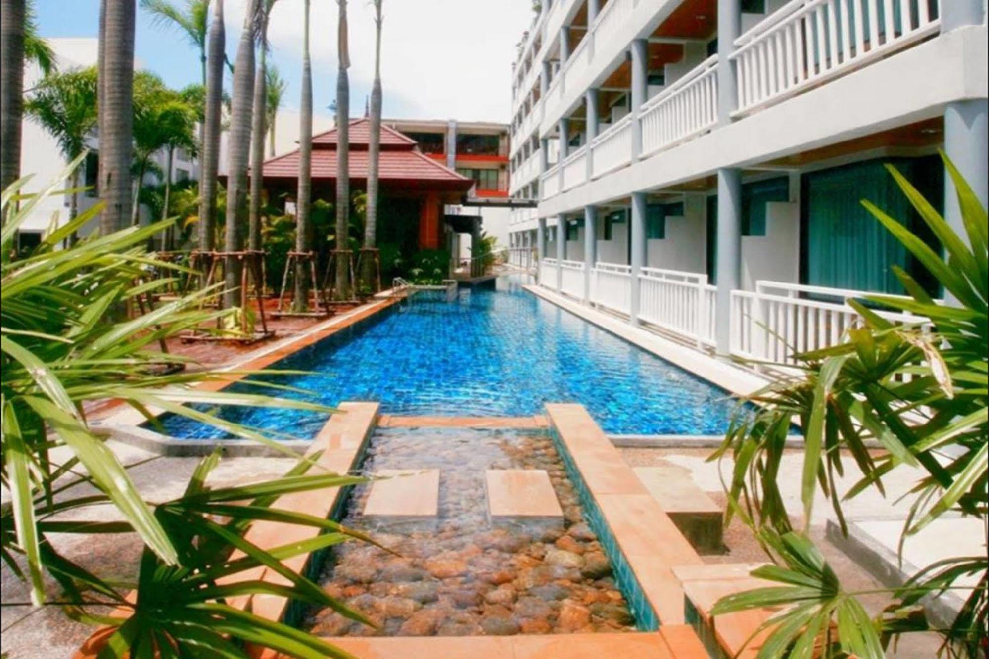 Honey Resort, Kata Beach Екстер'єр фото
