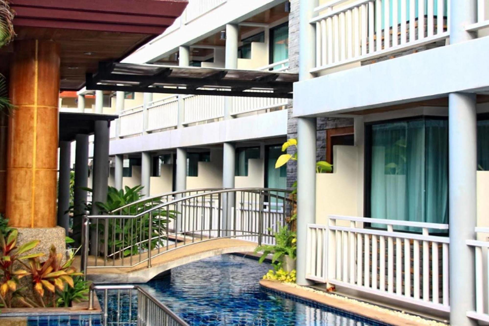 Honey Resort, Kata Beach Екстер'єр фото