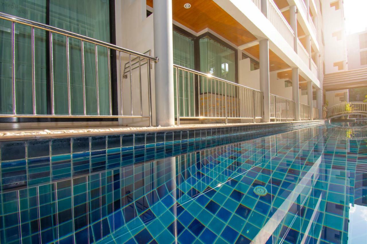 Honey Resort, Kata Beach Екстер'єр фото