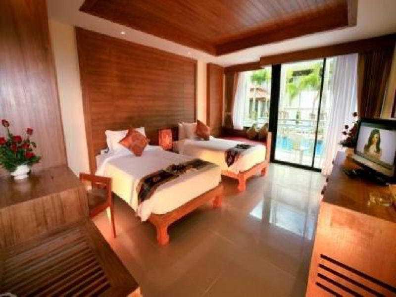 Honey Resort, Kata Beach Екстер'єр фото